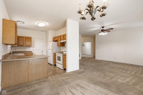 8122 Sand Ridge Circle Indianapolis IN 46237