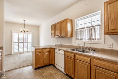 8122 Sand Ridge Circle Indianapolis IN 46237