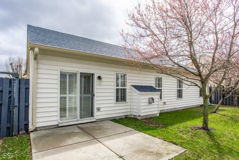 8122 Sand Ridge Circle Indianapolis IN 46237