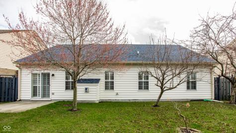 8122 Sand Ridge Circle Indianapolis IN 46237