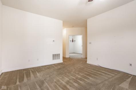8122 Sand Ridge Circle Indianapolis IN 46237