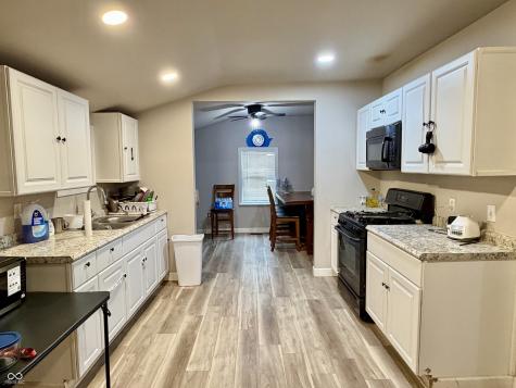 2225 Howard Street Indianapolis IN 46221