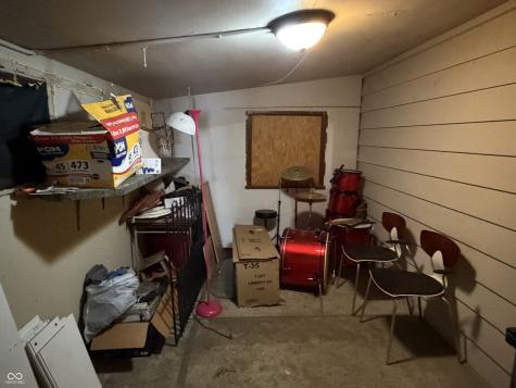 2225 Howard Street Indianapolis IN 46221