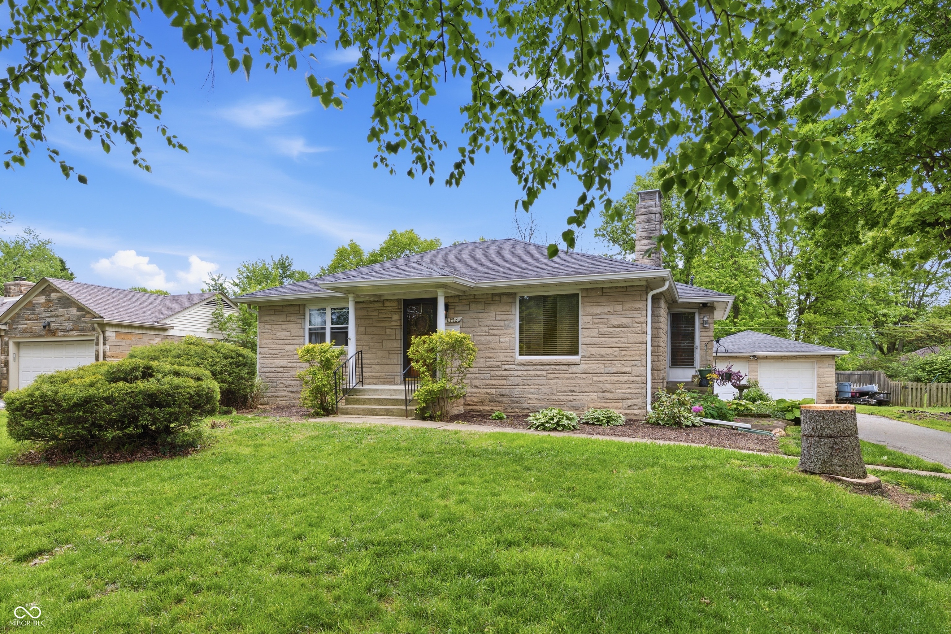 1353 E Loretta Drive Indianapolis IN 46227