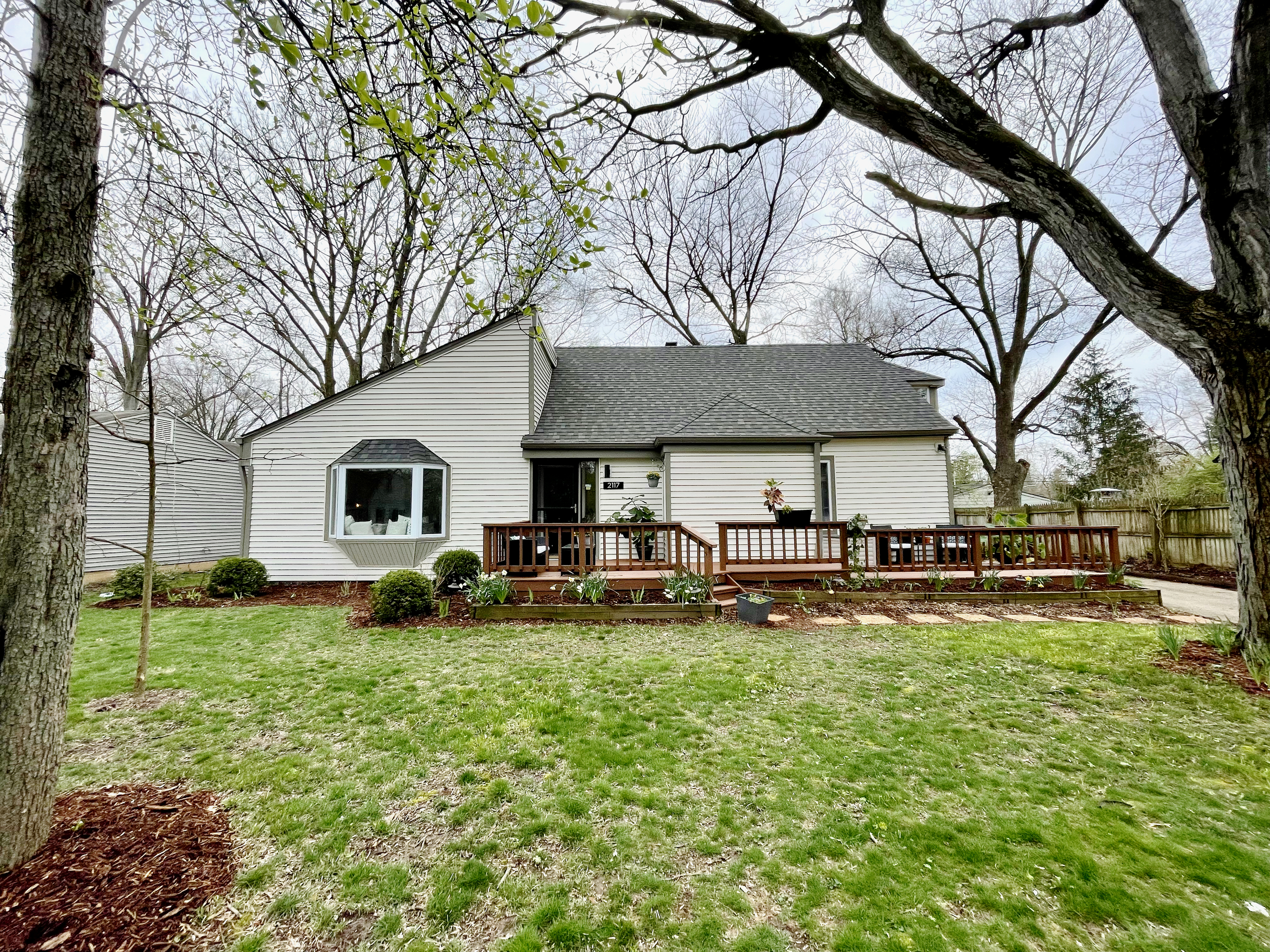 2117 E 70th Street Indianapolis IN 46220