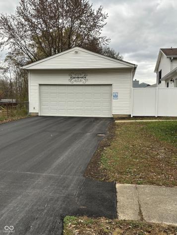 8836 Darkwood Drive Indianapolis IN 46234