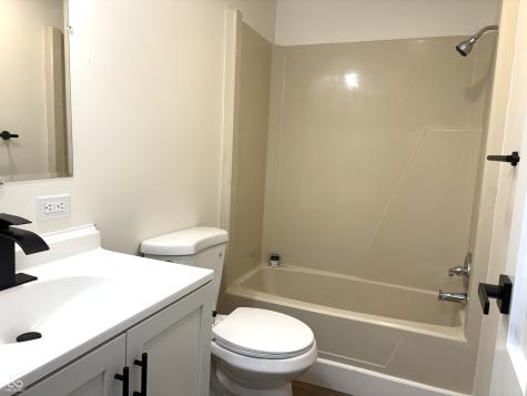 708 W Main Street Waveland IN 47989
