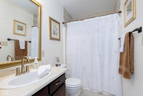 10337 Hornton Street Indianapolis IN 46236