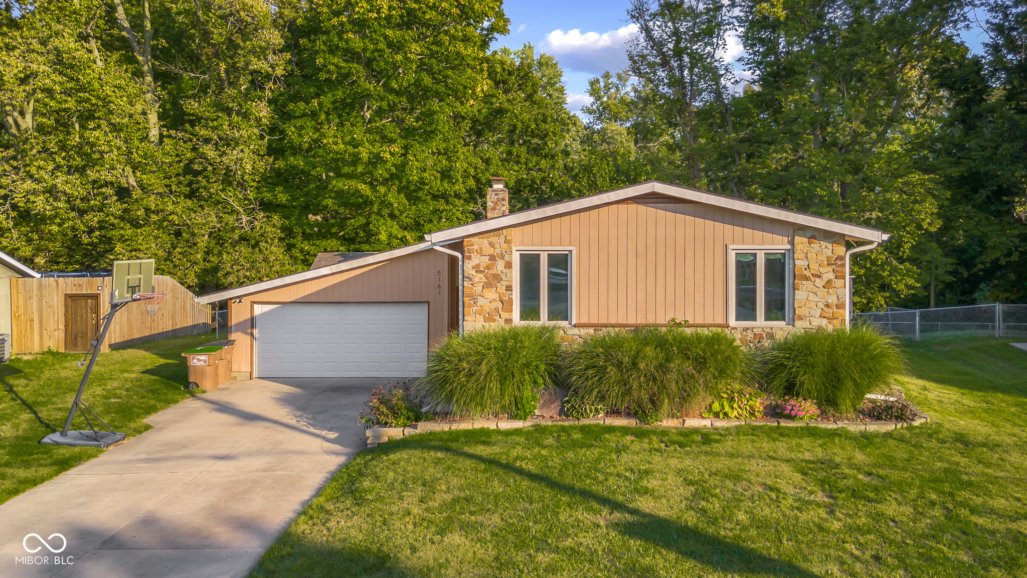 5161 Regency Drive Columbus IN 47203