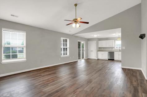 8211 Crosser Drive Indianapolis IN 46237