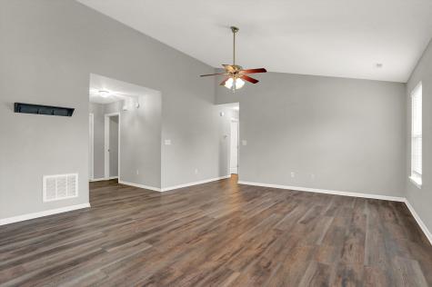 8211 Crosser Drive Indianapolis IN 46237