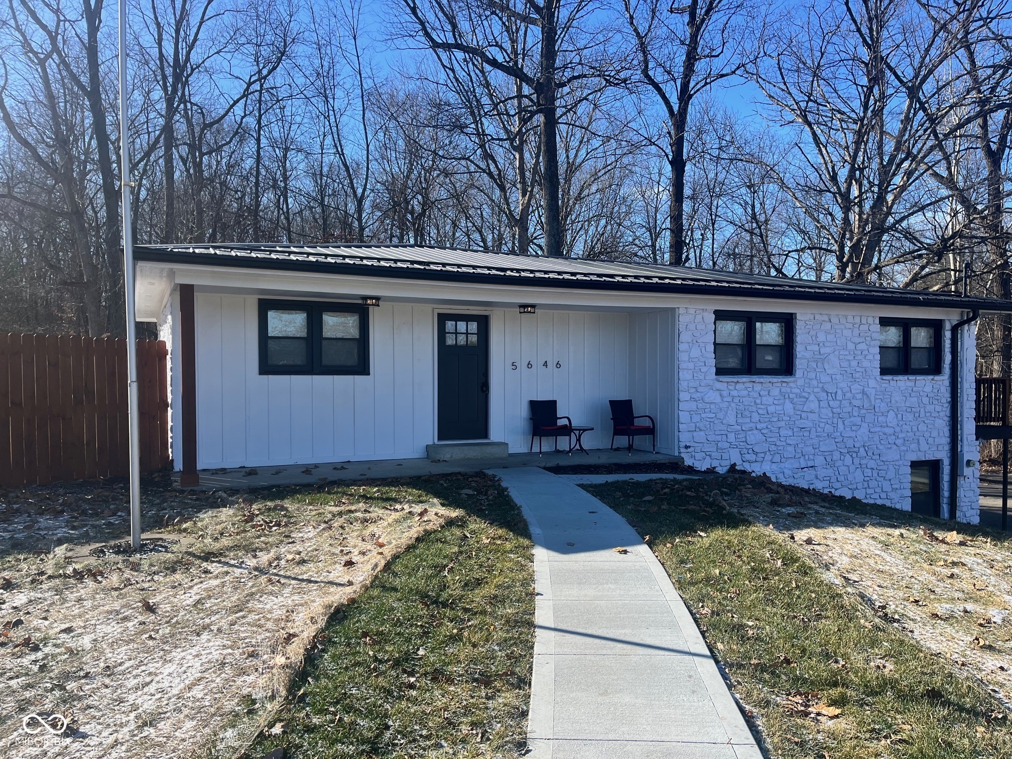 5646 Paradise Drive Martinsville IN 46151