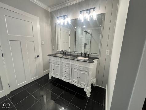 5646 Paradise Drive Martinsville IN 46151