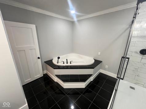 5646 Paradise Drive Martinsville IN 46151