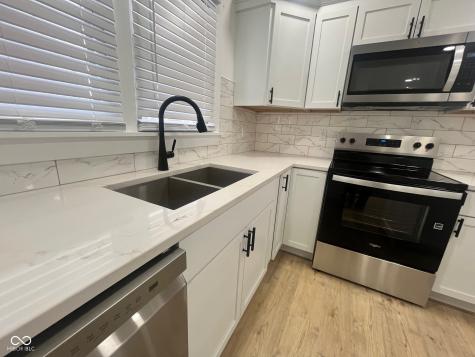 5646 Paradise Drive Martinsville IN 46151