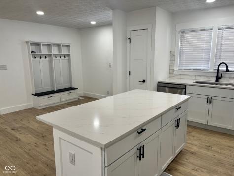 5646 Paradise Drive Martinsville IN 46151