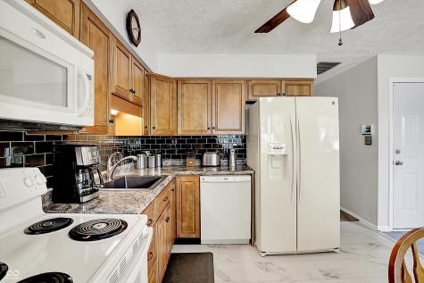 9042 Panorama Court Indianapolis IN 46234