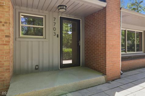 7703 Clarendon Road Indianapolis IN 46260