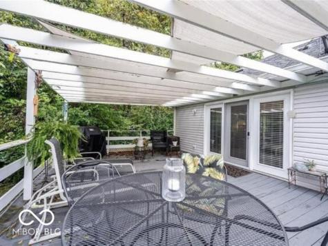 11298 Squirrel Hollow Fishers IN 46038