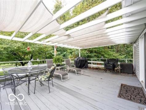 11298 Squirrel Hollow Fishers IN 46038