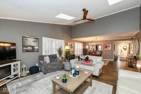 11298 Squirrel Hollow Fishers IN 46038