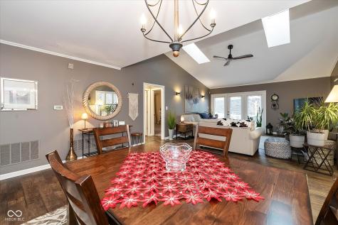 11298 Squirrel Hollow Fishers IN 46038