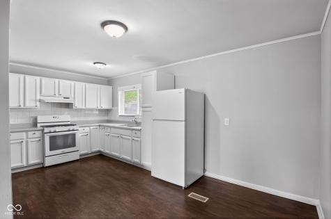9846 Catalina Drive Indianapolis IN 46235