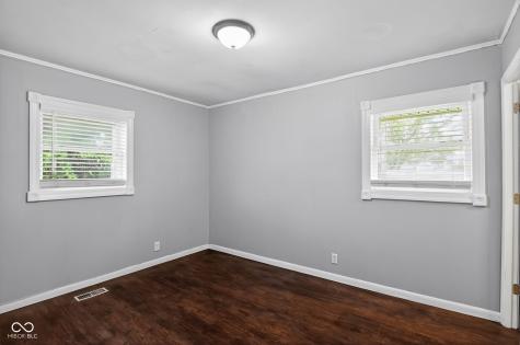 9846 Catalina Drive Indianapolis IN 46235
