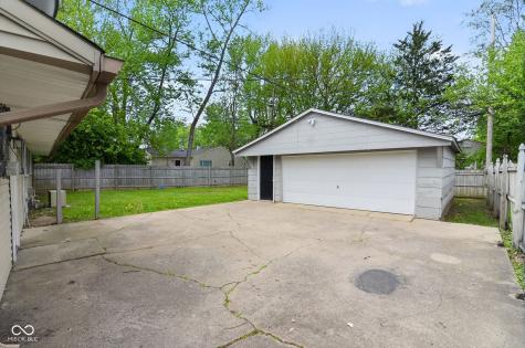 9846 Catalina Drive Indianapolis IN 46235