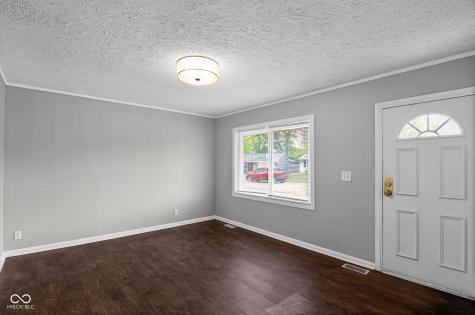 9846 Catalina Drive Indianapolis IN 46235