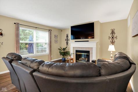 7215 Braxton Drive Noblesville IN 46062