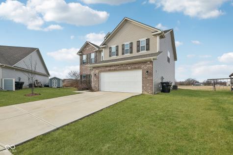 56 Winding Brook Way Pendleton IN 46064