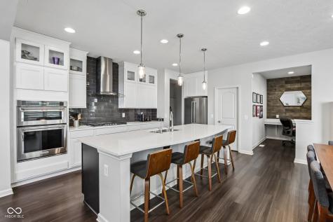 3769 Conifer Drive Zionsville IN 46077
