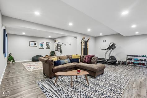 3769 Conifer Drive Zionsville IN 46077