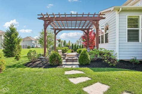 3769 Conifer Drive Zionsville IN 46077
