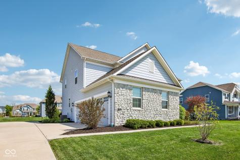 3769 Conifer Drive Zionsville IN 46077