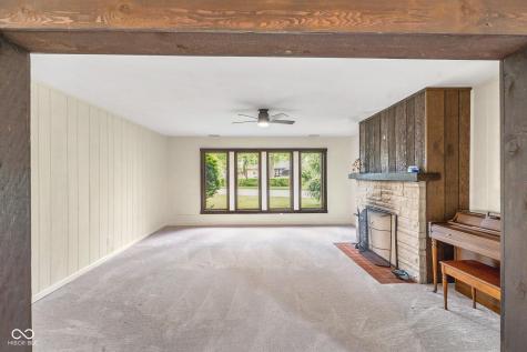 895 Raymond Street Plainfield IN 46168