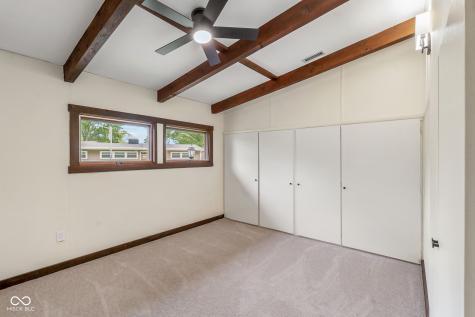 895 Raymond Street Plainfield IN 46168