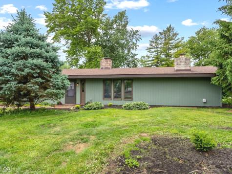 895 Raymond Street Plainfield IN 46168