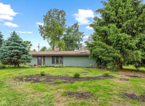 895 Raymond Street Plainfield IN 46168