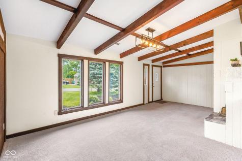895 Raymond Street Plainfield IN 46168