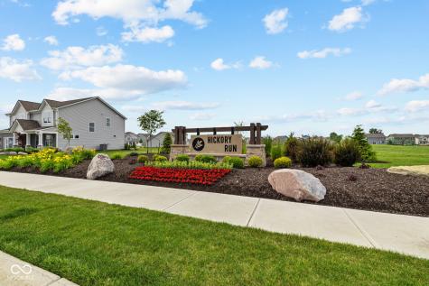 9935 Redwood Peak Lane Indianapolis IN 46259