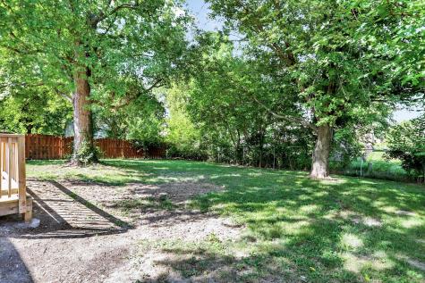 802 Woodlark Drive Indianapolis IN 46229