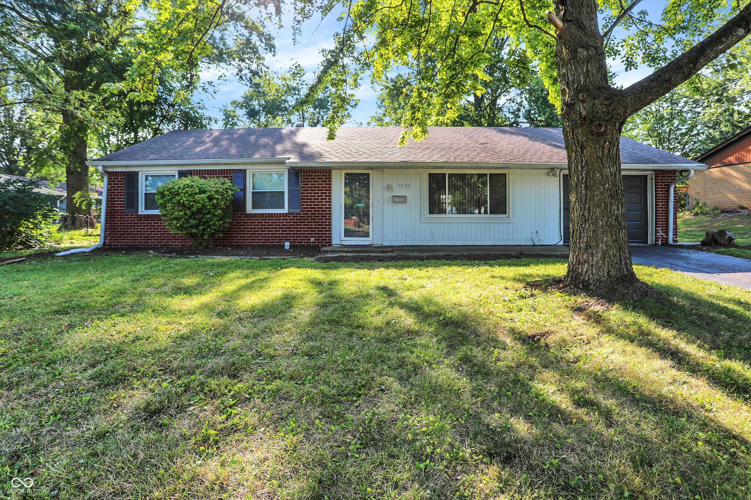 2032 Fairhaven Drive Indianapolis IN 46229
