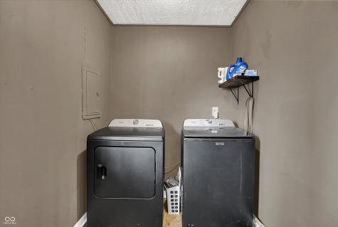 1860 Churchill Road Franklin IN 46131