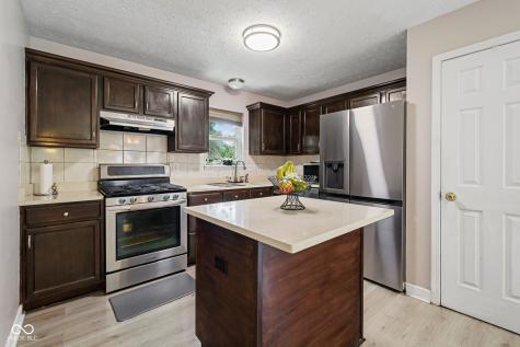 2021 W 66th Street Indianapolis IN 46260
