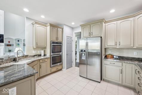 476 Sapphire Drive Carmel IN 46032