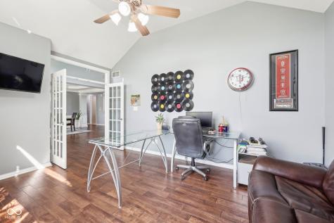 476 Sapphire Drive Carmel IN 46032