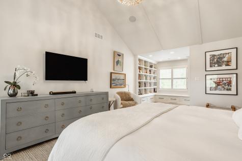 532 Dorset Boulevard Carmel IN 46032