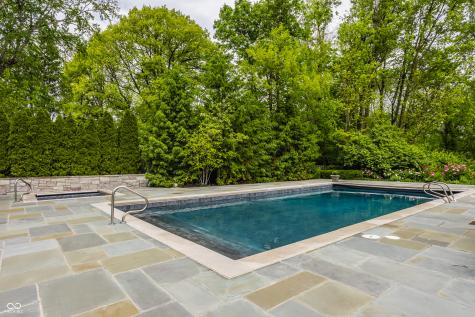 532 Dorset Boulevard Carmel IN 46032
